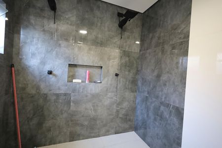 Casa à venda com 95m², 2 quartos e 2 vagas Casa à venda com 95m², 2 quartos e 2 vagasBanheiro 2