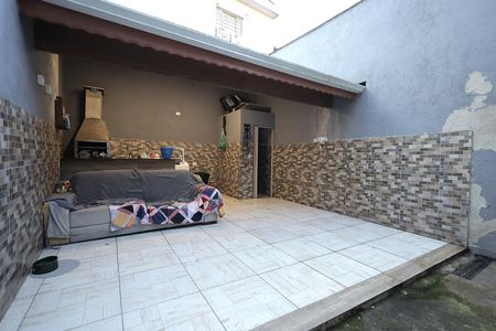 Casa à venda com 95m², 2 quartos e 2 vagas Casa à venda com 95m², 2 quartos e 2 vagasQuintal, área de serviço e churrasqueira