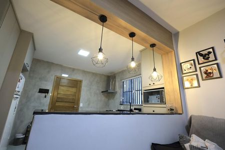 Casa à venda com 95m², 2 quartos e 2 vagas Casa à venda com 95m², 2 quartos e 2 vagasSala