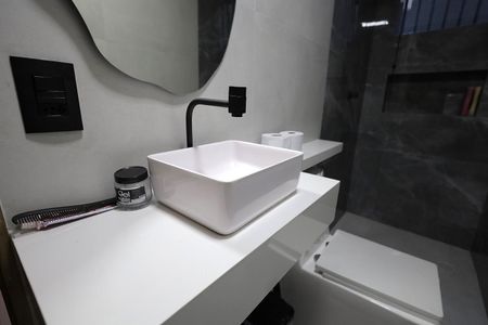 Casa à venda com 95m², 2 quartos e 2 vagas Casa à venda com 95m², 2 quartos e 2 vagasBanheiro 1