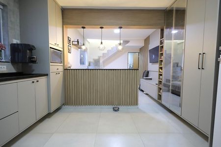 Casa à venda com 95m², 2 quartos e 2 vagas Casa à venda com 95m², 2 quartos e 2 vagasCozinha