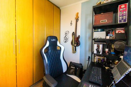 Apartamento à venda com 64m², 3 quartos e 1 vagaQuarto 2