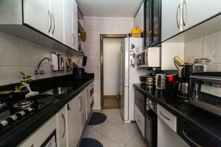 Apartamento à venda com 64m², 3 quartos e 1 vagaCozinha e Área de Serviço
