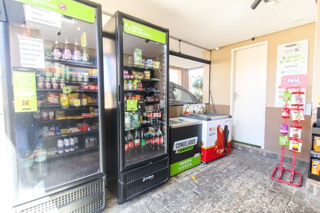 Apartamento à venda com 64m², 3 quartos e 1 vagaMini mercado