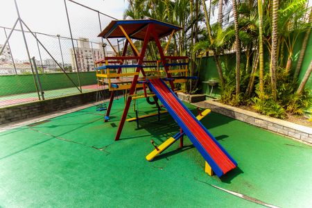 Apartamento à venda com 64m², 3 quartos e 1 vagaÁrea comum - Playground