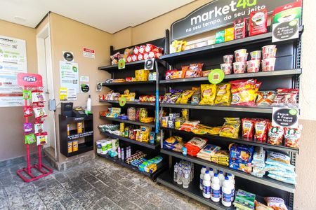 Apartamento à venda com 64m², 3 quartos e 1 vagaMini mercado