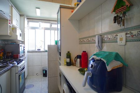 Apartamento à venda com 59m², 2 quartos e 1 vagaCozinha 