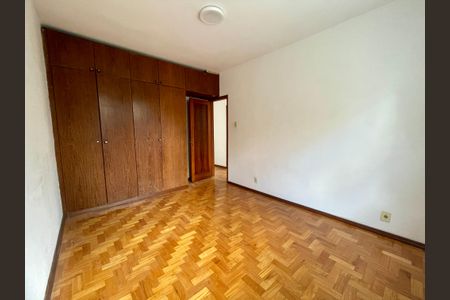 Apartamento para alugar com 92m², 3 quartos e 1 vagaQuarto 2