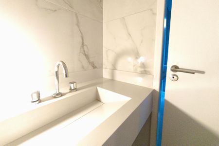 Apartamento à venda com 100m², 2 quartos e 2 vagasBanheiro Suíte 2