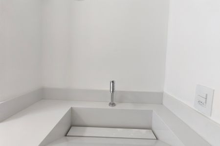 Apartamento à venda com 100m², 2 quartos e 2 vagasLavabo