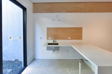 Apartamento à venda com 100m², 2 quartos e 2 vagasCozinha