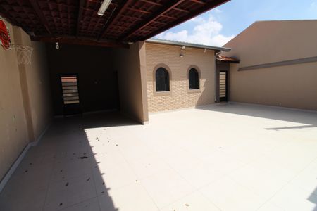 Casa para alugar com 100m², 3 quartos e 4 vagasGaragem