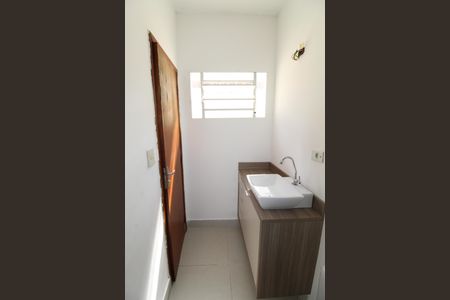 Casa para alugar com 100m², 3 quartos e 4 vagasBanheiro da Suíte