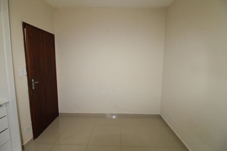 Casa para alugar com 100m², 3 quartos e 4 vagasQuarto 2