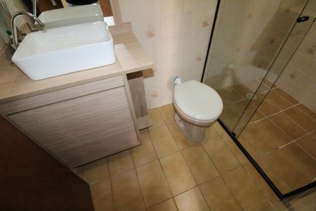 Casa para alugar com 100m², 3 quartos e 4 vagasBanheiro