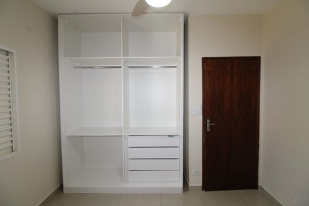 Casa para alugar com 100m², 3 quartos e 4 vagasQuarto 2