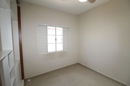 Casa para alugar com 100m², 3 quartos e 4 vagasSuíte