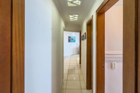 Apartamento para alugar com 109m², 3 quartos e 2 vagasCorredor 