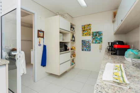 Apartamento à venda com 160m², 3 quartos e 3 vagasCozinha