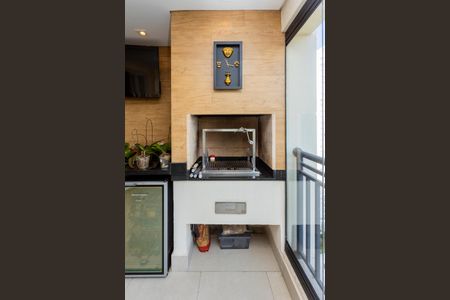 Apartamento à venda com 160m², 3 quartos e 3 vagasChurrasqueira