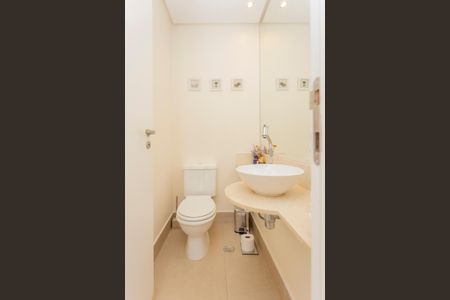 Apartamento à venda com 160m², 3 quartos e 3 vagasLavabo