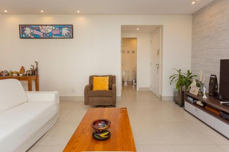 Apartamento à venda com 160m², 3 quartos e 3 vagasSala