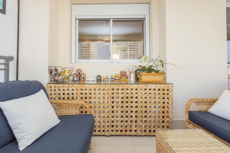 Apartamento à venda com 160m², 3 quartos e 3 vagasVaranda