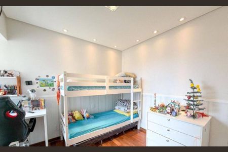 Apartamento à venda com 171m², 3 quartos e 3 vagasFoto 02