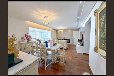 Apartamento à venda com 171m², 3 quartos e 3 vagasFoto 01