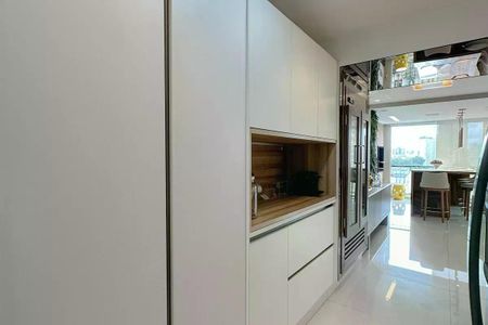 Apartamento à venda com 190m², 3 quartos e 4 vagas