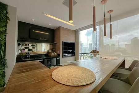 Apartamento à venda com 190m², 3 quartos e 4 vagas