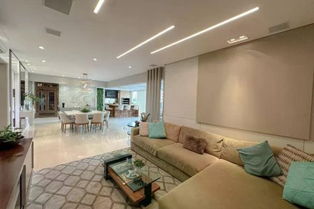 Apartamento à venda com 190m², 3 quartos e 4 vagas