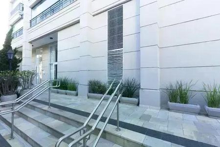 Apartamento à venda com 220m², 3 quartos e 3 vagas