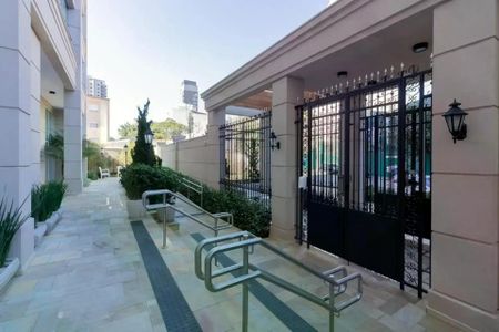 Apartamento à venda com 220m², 3 quartos e 3 vagas