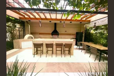 Apartamento à venda com 220m², 3 quartos e 3 vagas