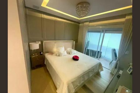 Apartamento à venda com 220m², 3 quartos e 3 vagas