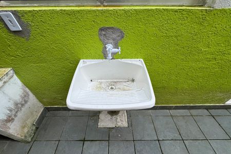 Casa para alugar com 50m², 1 quarto e sem vagaÁrea de Serviço