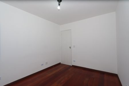 Apartamento à venda com 82m², 3 quartos e 1 vagaQuarto 2