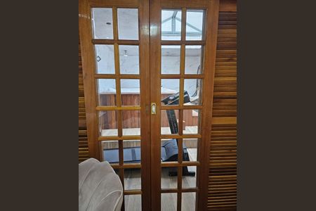 Casa à venda com 3 quartos, 150m² em Vila Palmares, Santo André