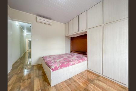 Casa à venda com 146m², 3 quartos e 1 vagaSuíte