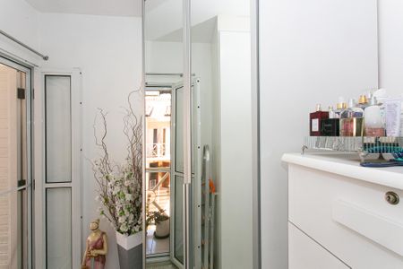 Casa de condomínio à venda com 135m², 3 quartos e 2 vagasQuarto 2