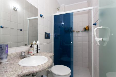 Casa de condomínio à venda com 135m², 3 quartos e 2 vagasBanheiro