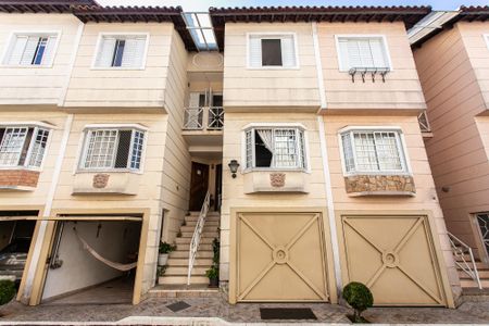 Casa de condomínio à venda com 135m², 3 quartos e 2 vagasFachada da Casa