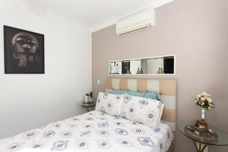 Casa de condomínio à venda com 135m², 3 quartos e 2 vagasSuíte