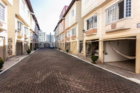 Casa de condomínio à venda com 135m², 3 quartos e 2 vagasÁrea comum