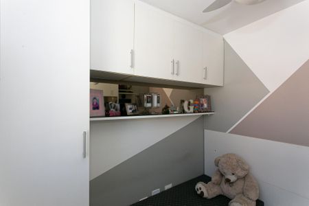 Casa de condomínio à venda com 135m², 3 quartos e 2 vagasQuarto 1