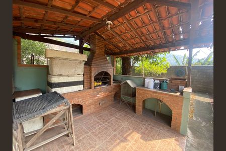 Casa à venda com 1240m², 5 quartos e 4 vagas