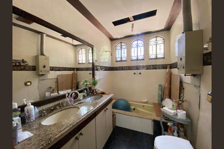 Casa à venda com 5 quartos, 1240m² em Água Santa, Rio de Janeiro