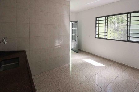 Cozinha de casa para alugar com 1 quarto, 40m² em Vila Alpina, São Paulo
