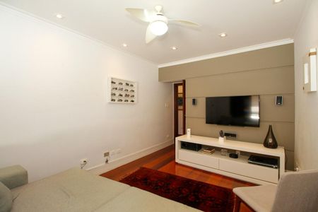 Casa à venda com 300m², 4 quartos e 3 vagasQuarto